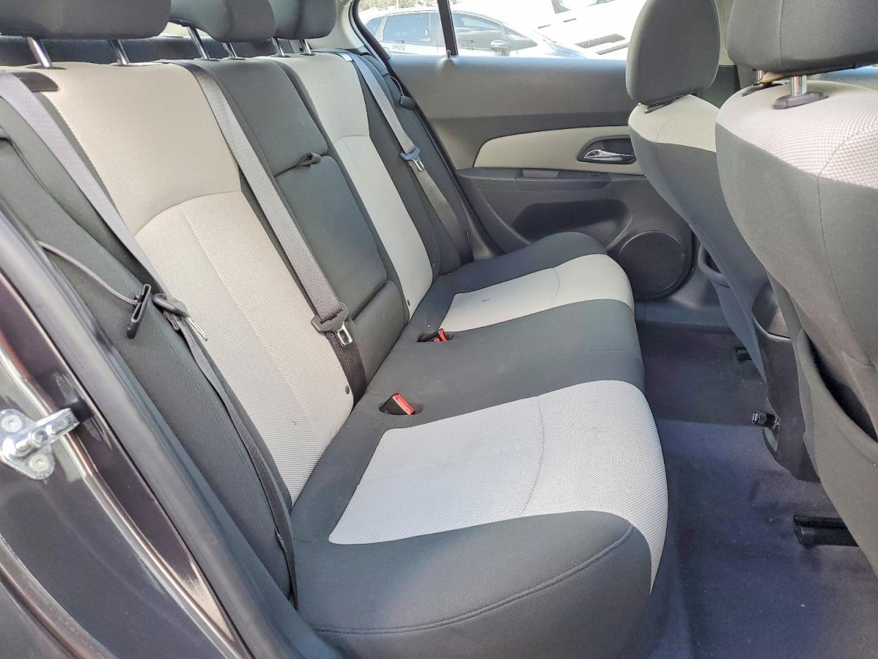2011 CHEVROLET CRUZE