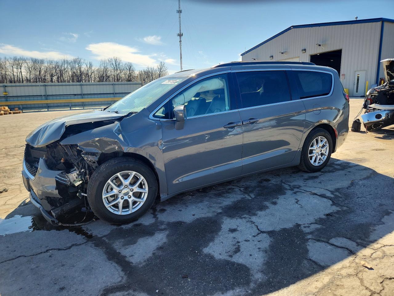 2022 CHRYSLER Pacifica