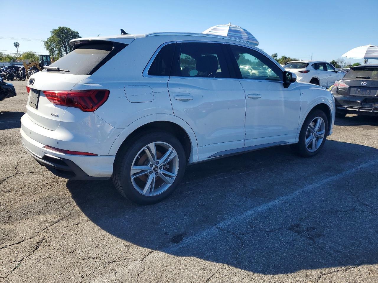 2022 AUDI Q3