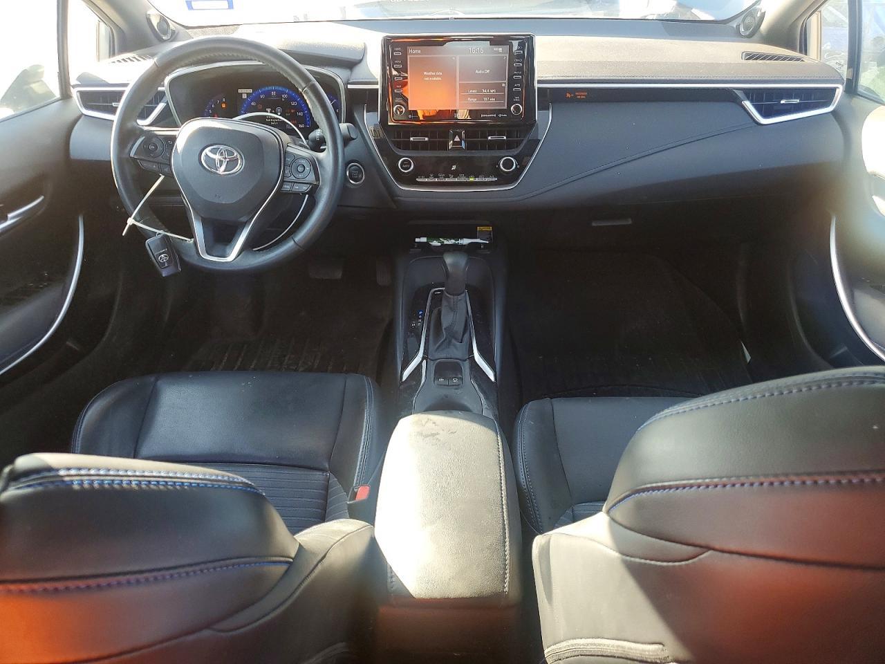 2021 TOYOTA COROLLA