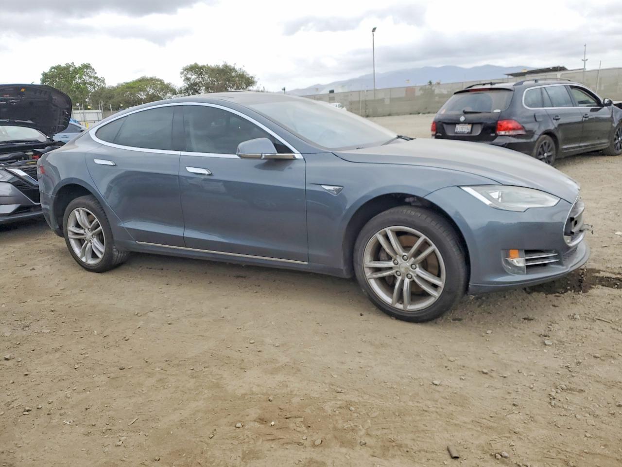 2013 TESLA MODEL S