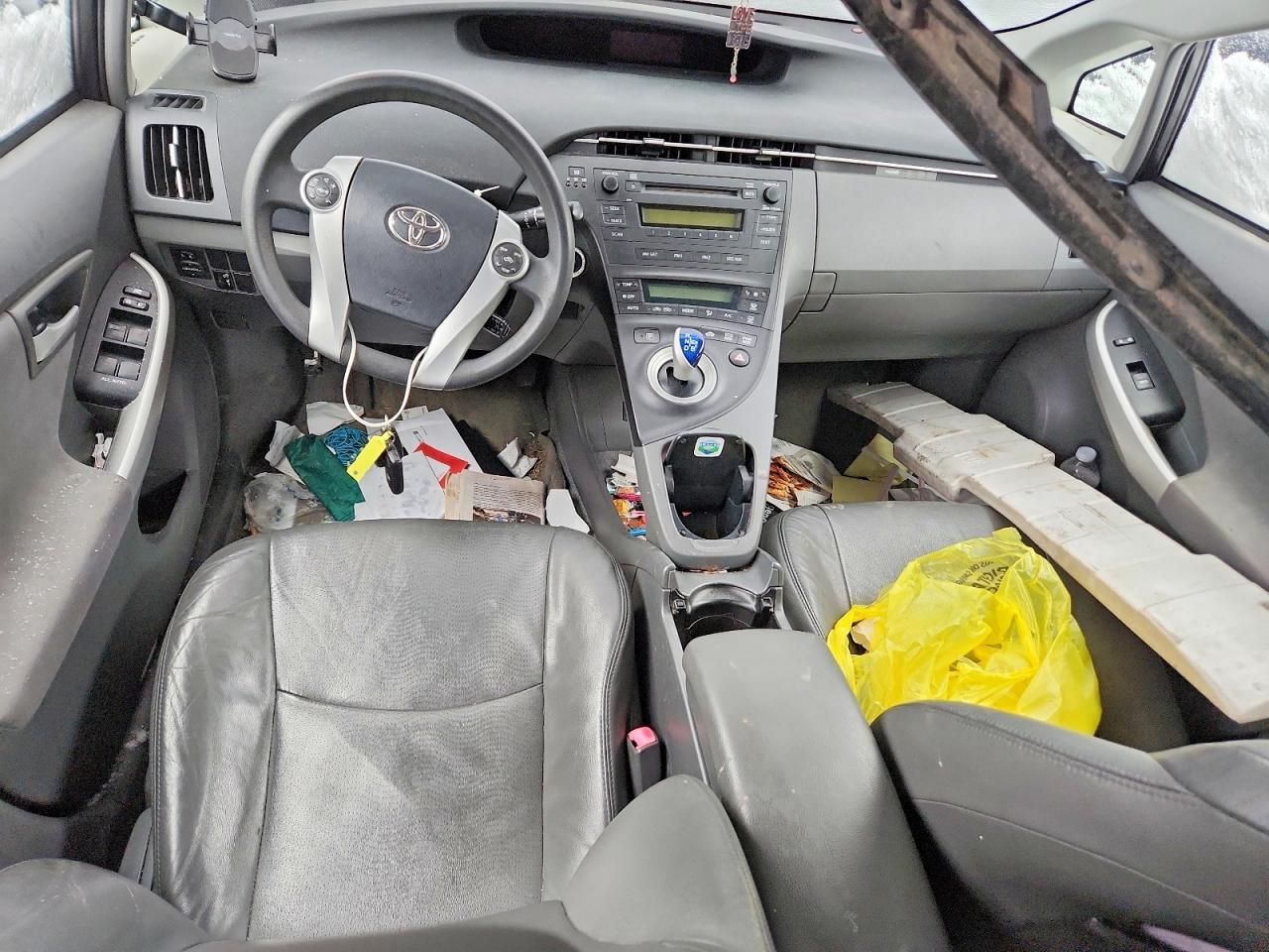 2010 TOYOTA PRIUS