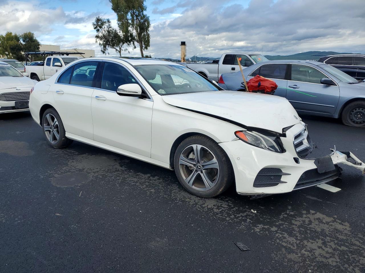 2018 MERCEDES-BENZ E-Class
