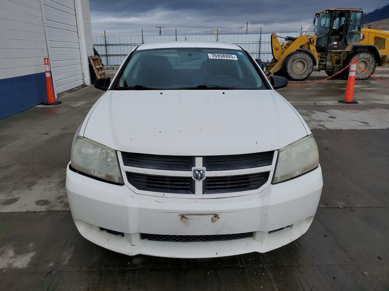2010 DODGE Avenger