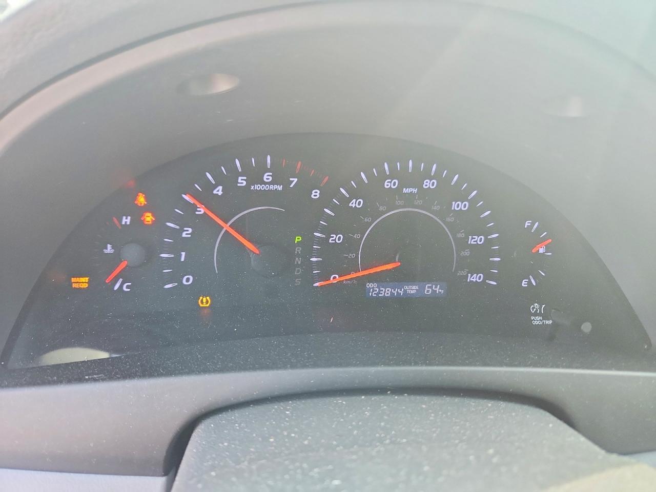 2010 TOYOTA CAMRY