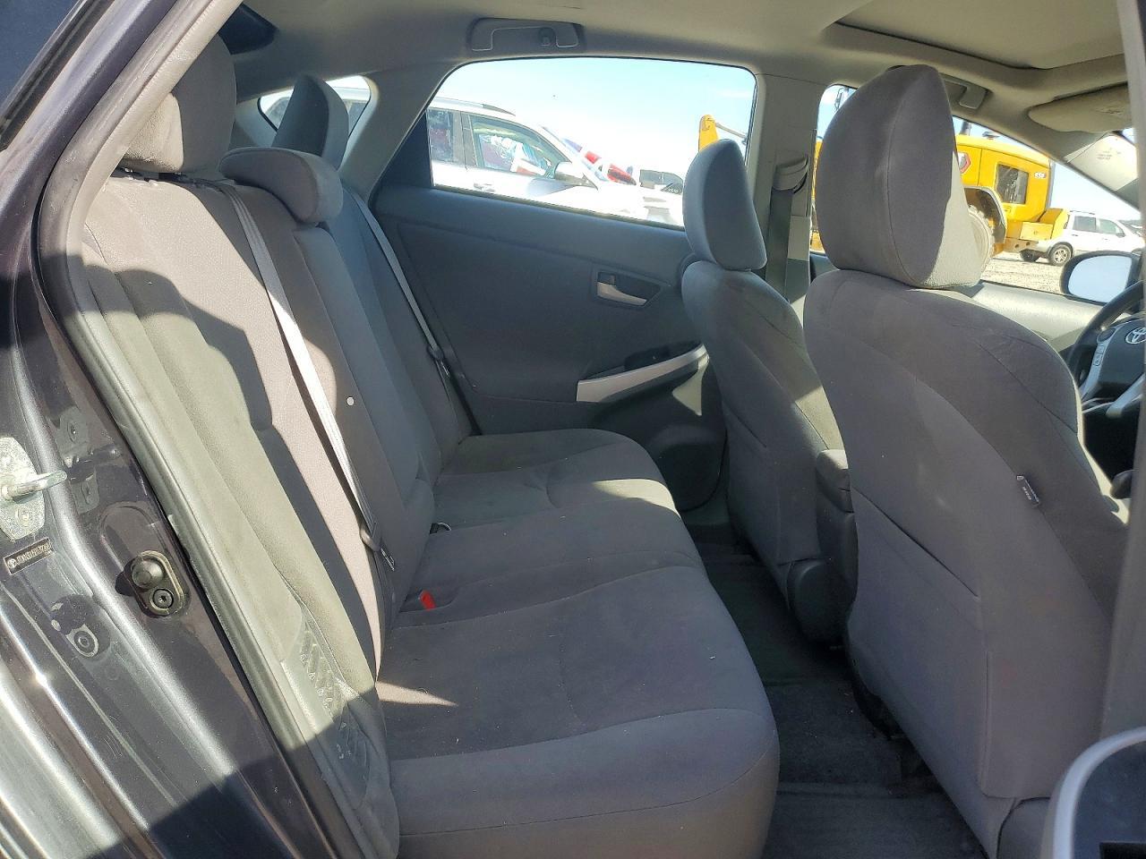2011 TOYOTA PRIUS