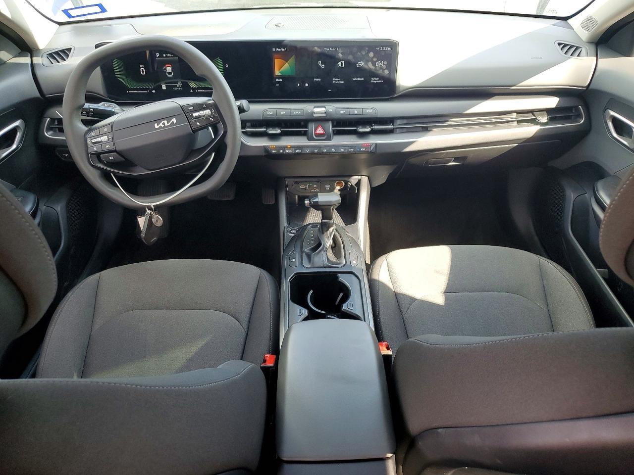 2025 KIA K4