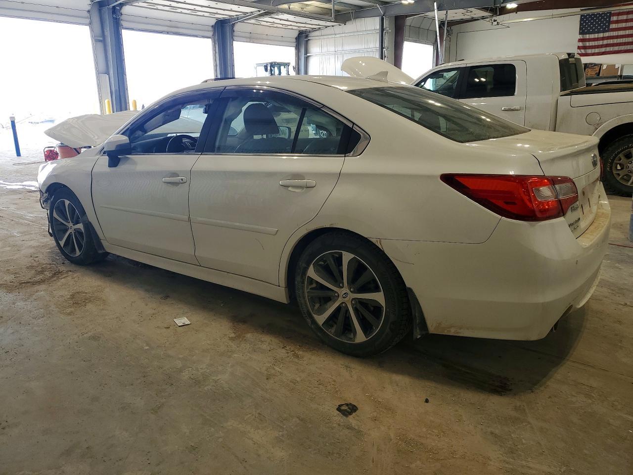 2017 SUBARU Legacy
