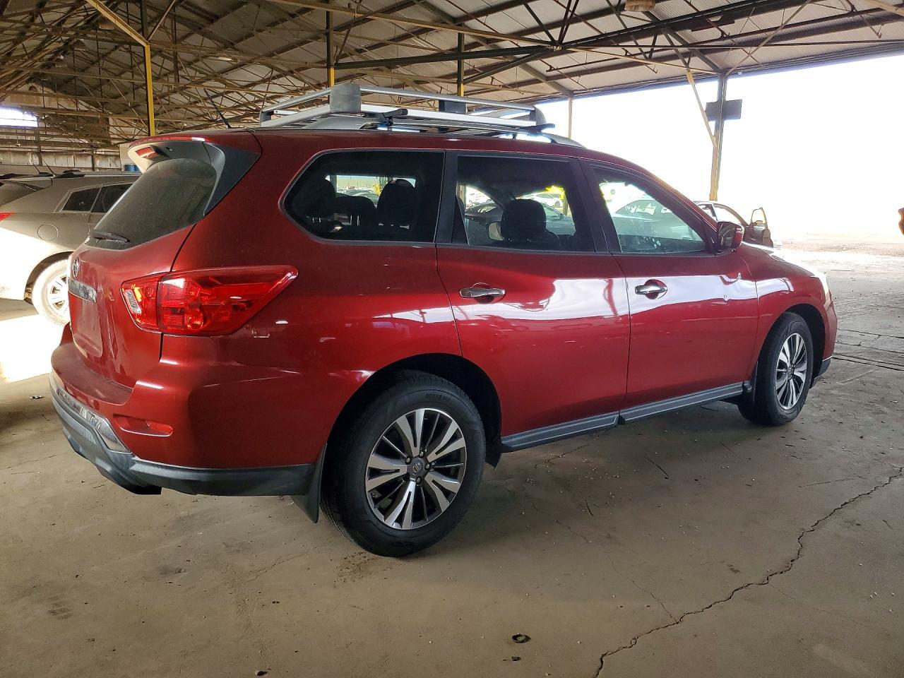 2017 NISSAN PATHFINDER