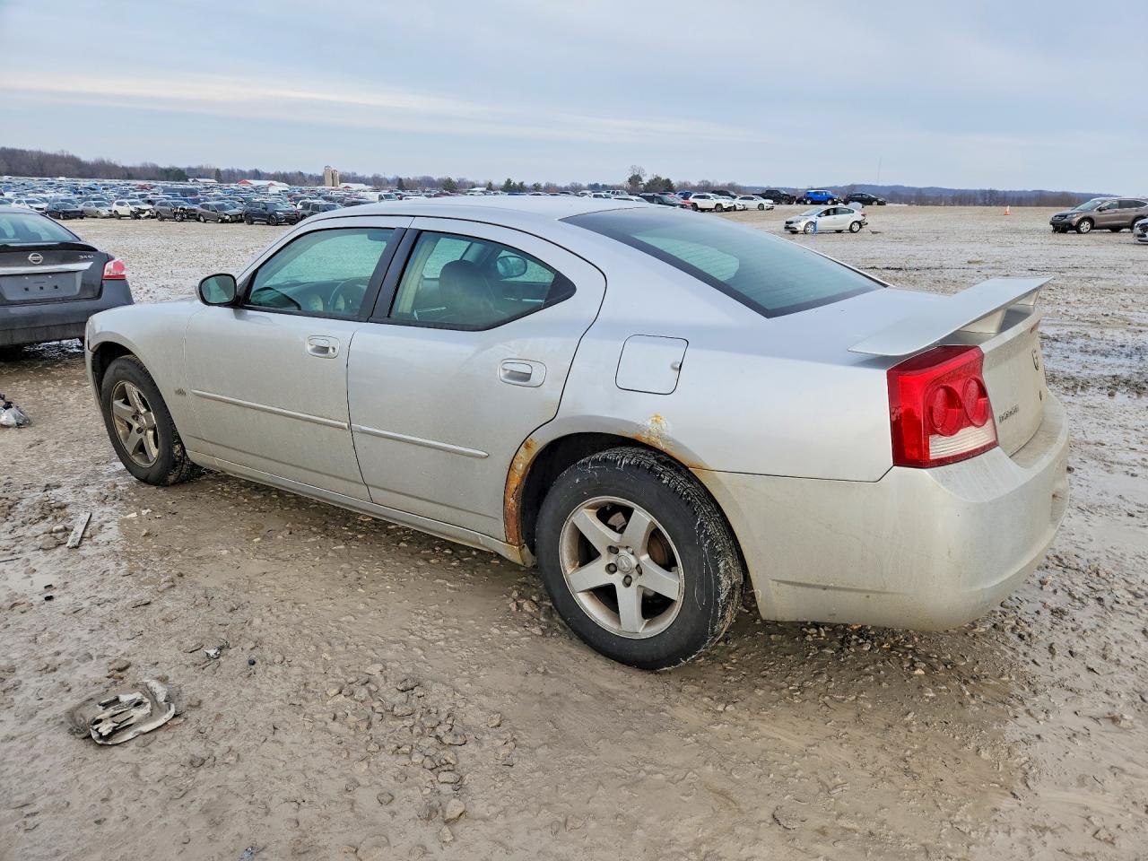 2010 DODGE CHARGER