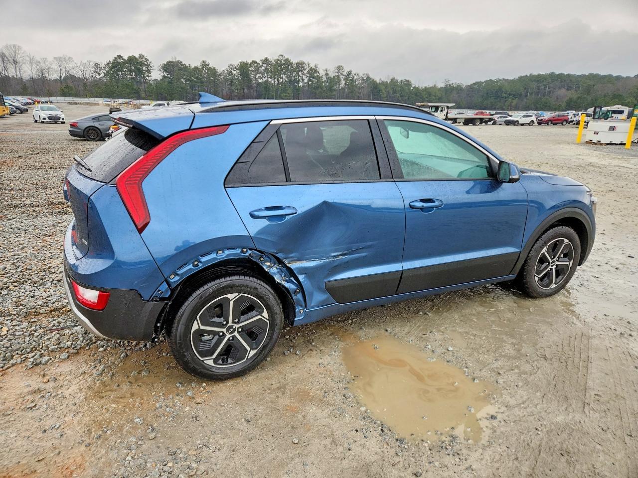 2025 KIA Niro