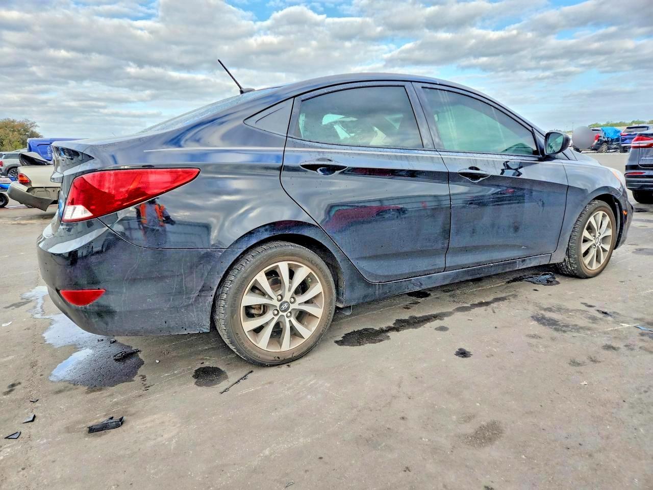 2017 HYUNDAI ACCENT