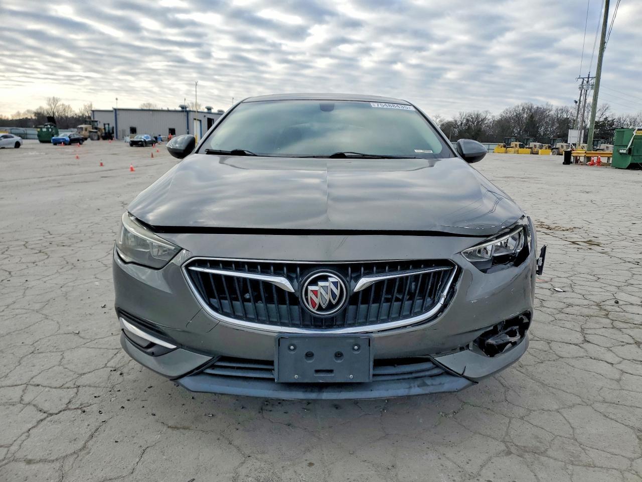 2018 BUICK Regal