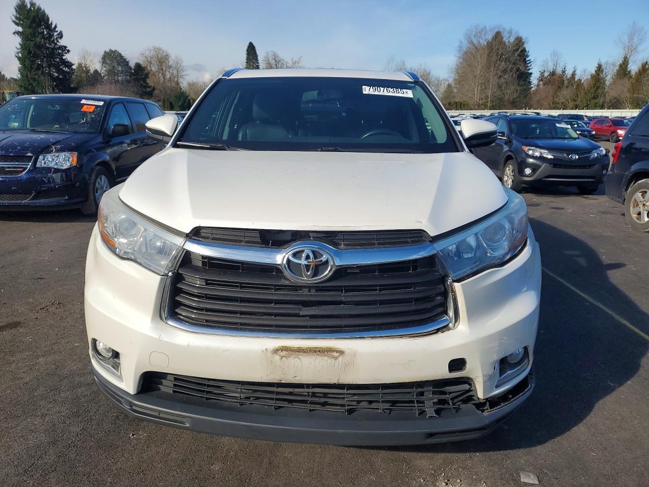 2015 TOYOTA HIGHLANDER