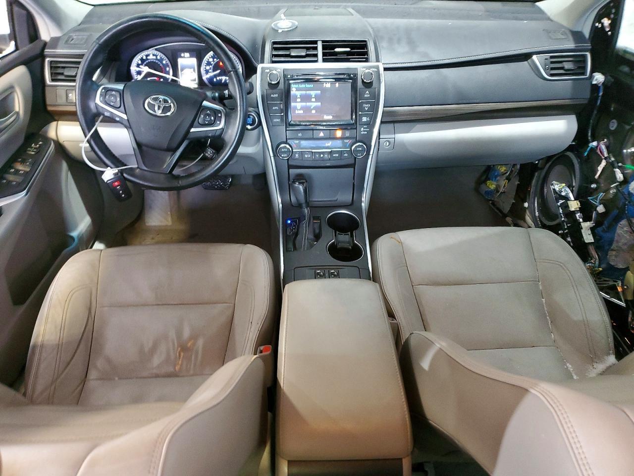 2016 TOYOTA CAMRY