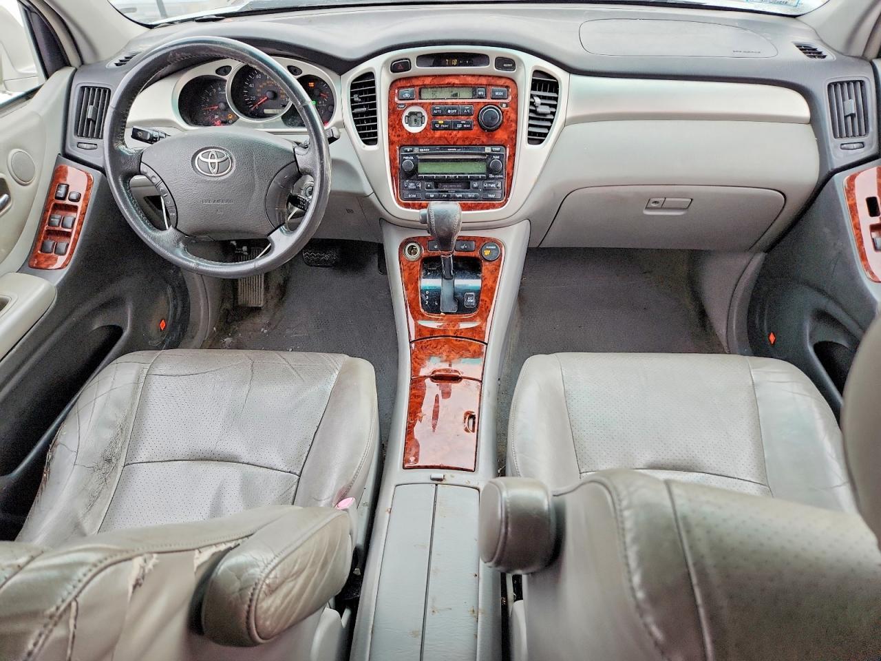 2005 TOYOTA HIGHLANDER