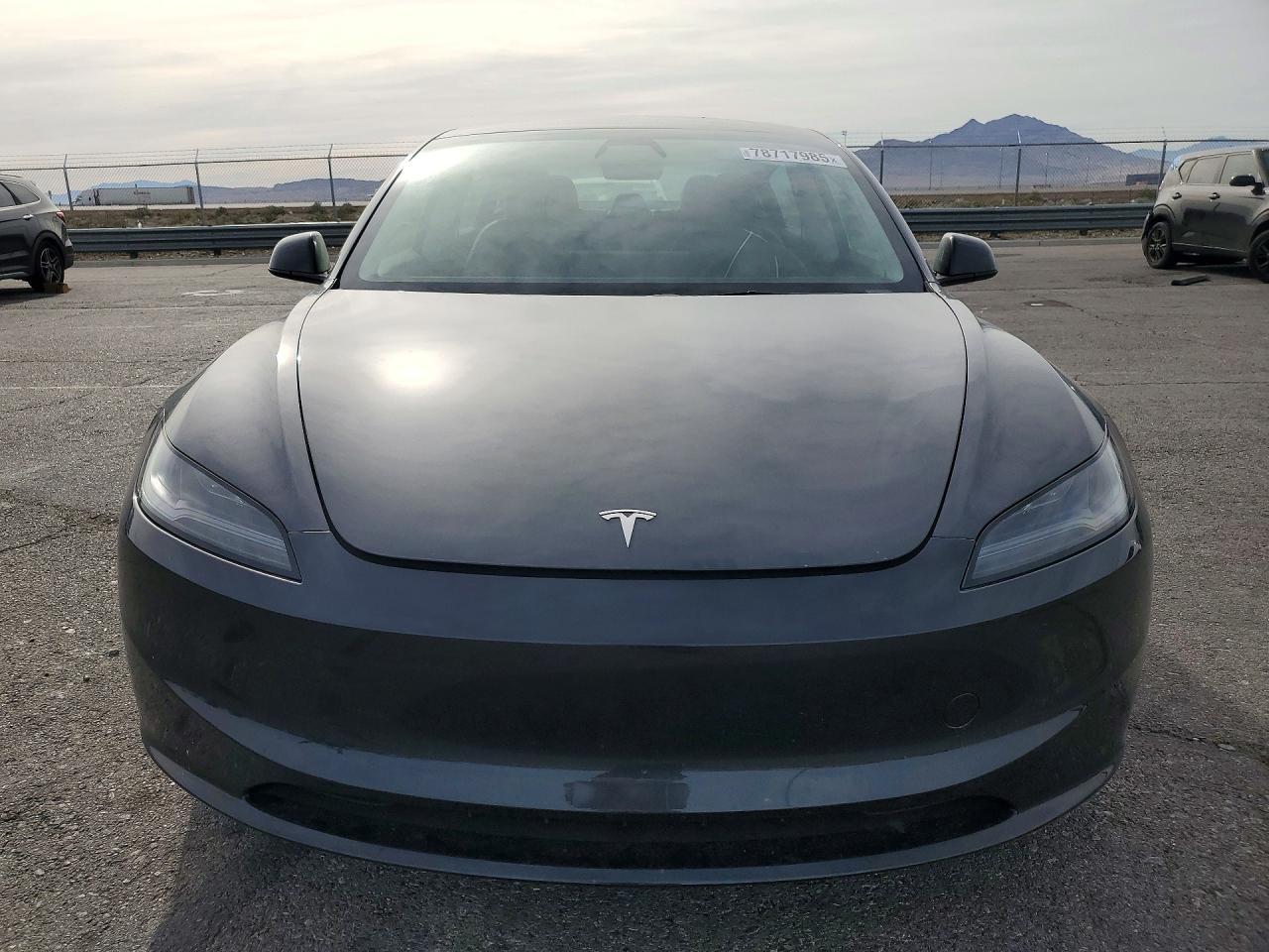 2025 TESLA MODEL 3
