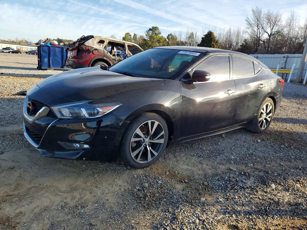 2017 NISSAN Maxima