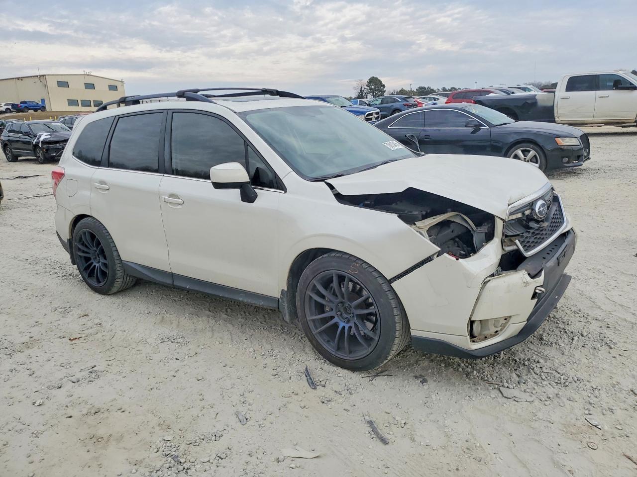 2015 SUBARU FORESTER