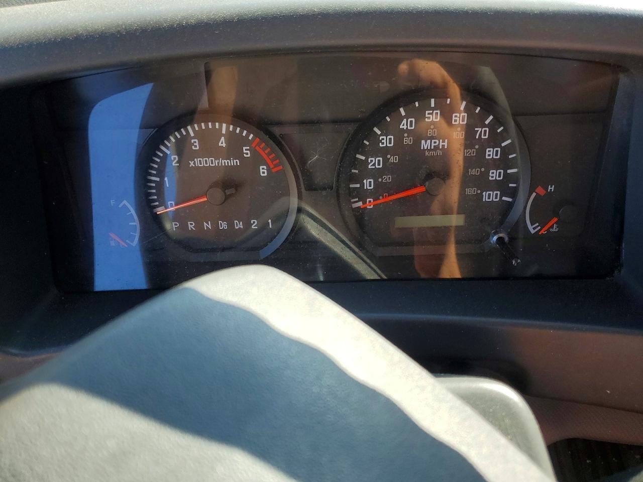 2017 ISUZU Npr Hd