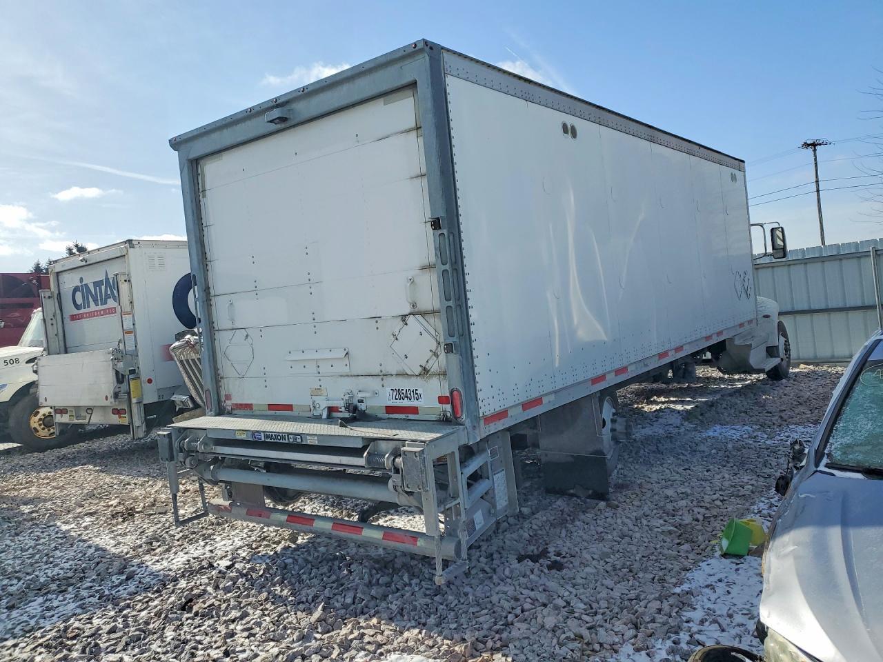 2019 PETERBILT 348