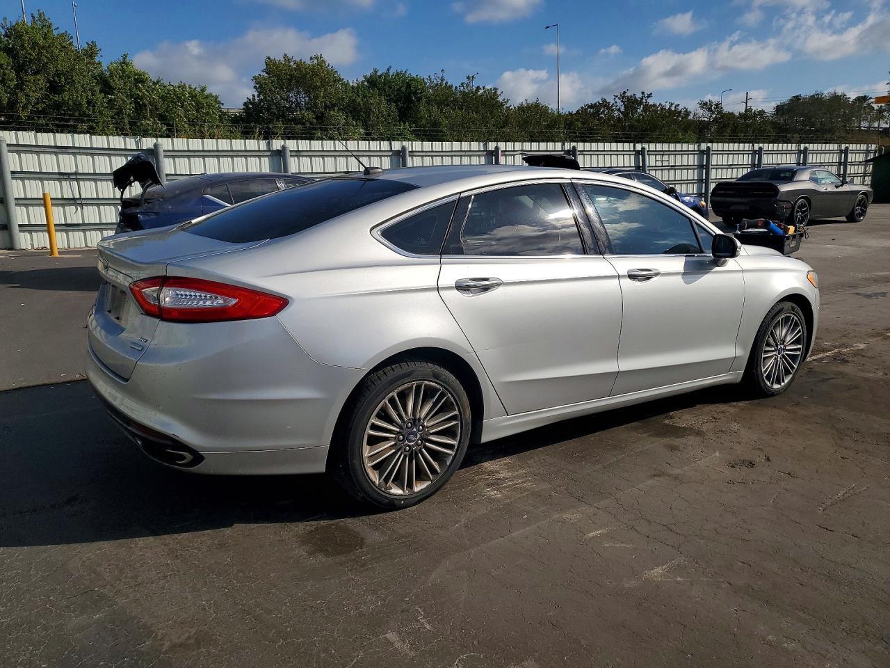 2015 FORD FUSION