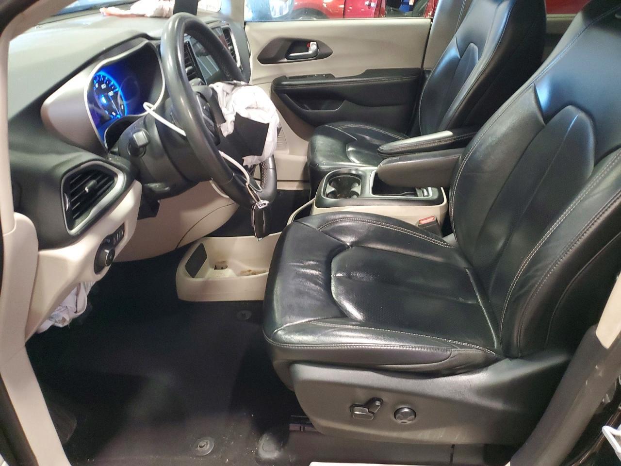 2022 CHRYSLER Pacifica