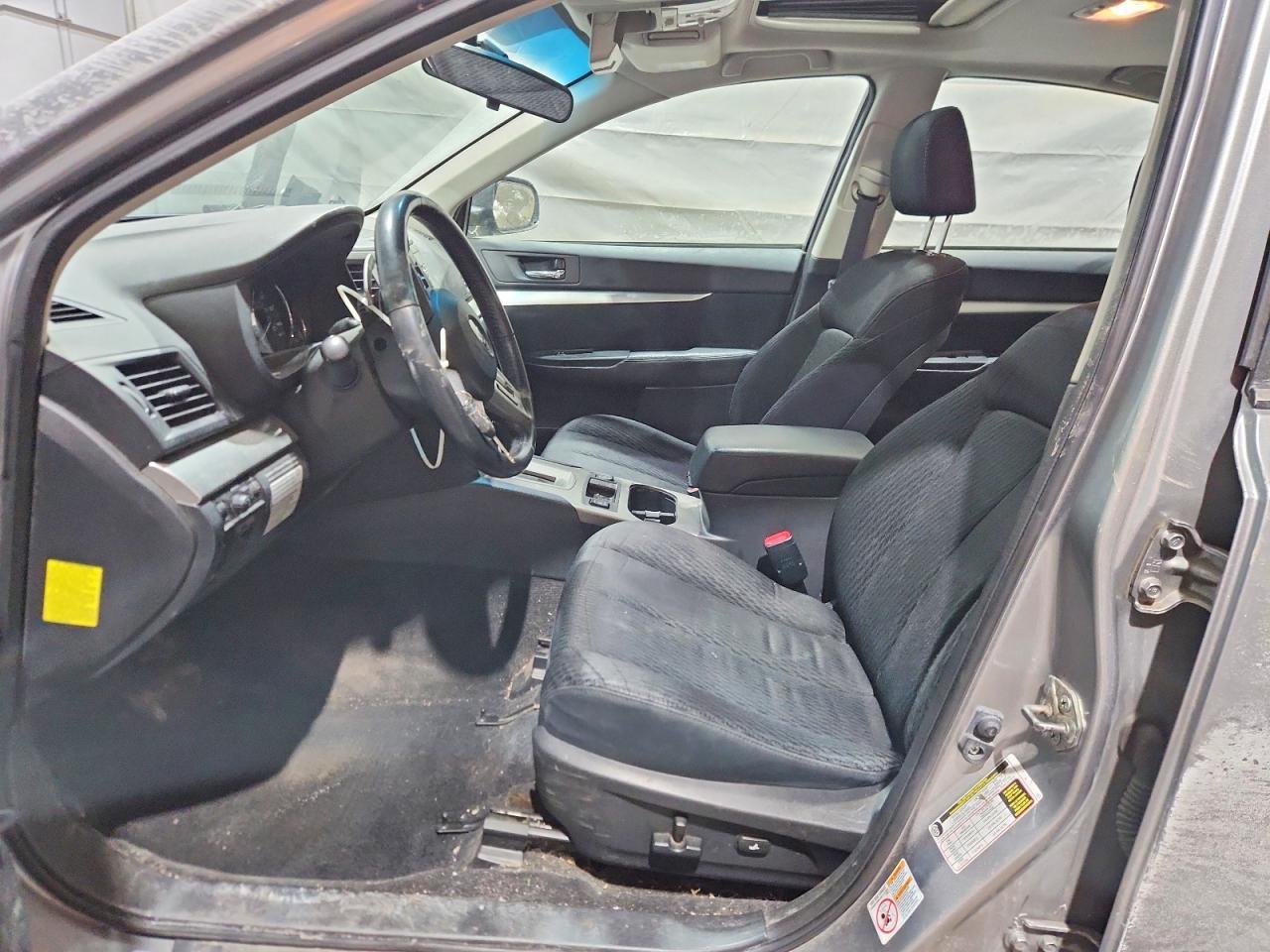 2010 SUBARU Legacy