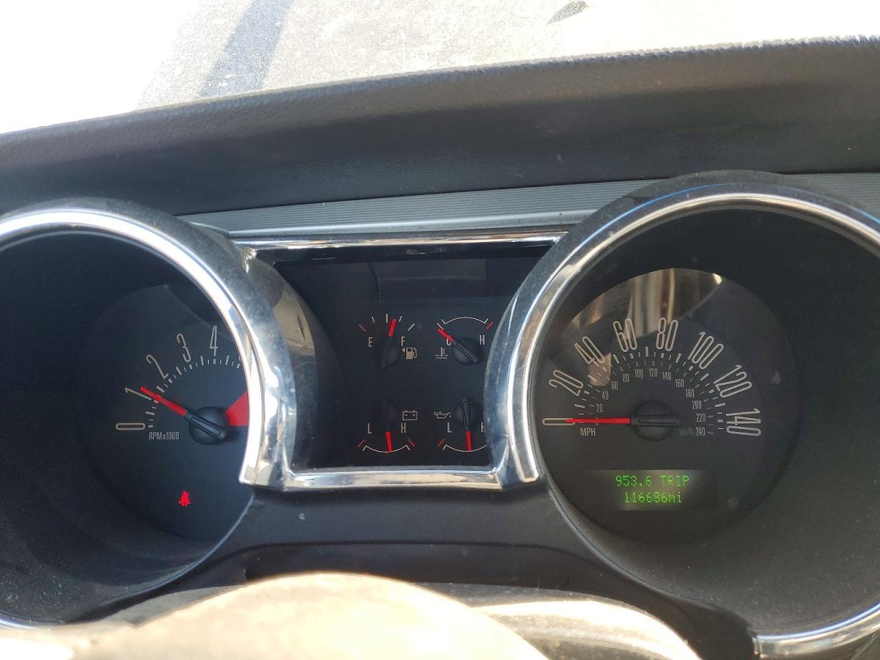 2008 FORD MUSTANG
