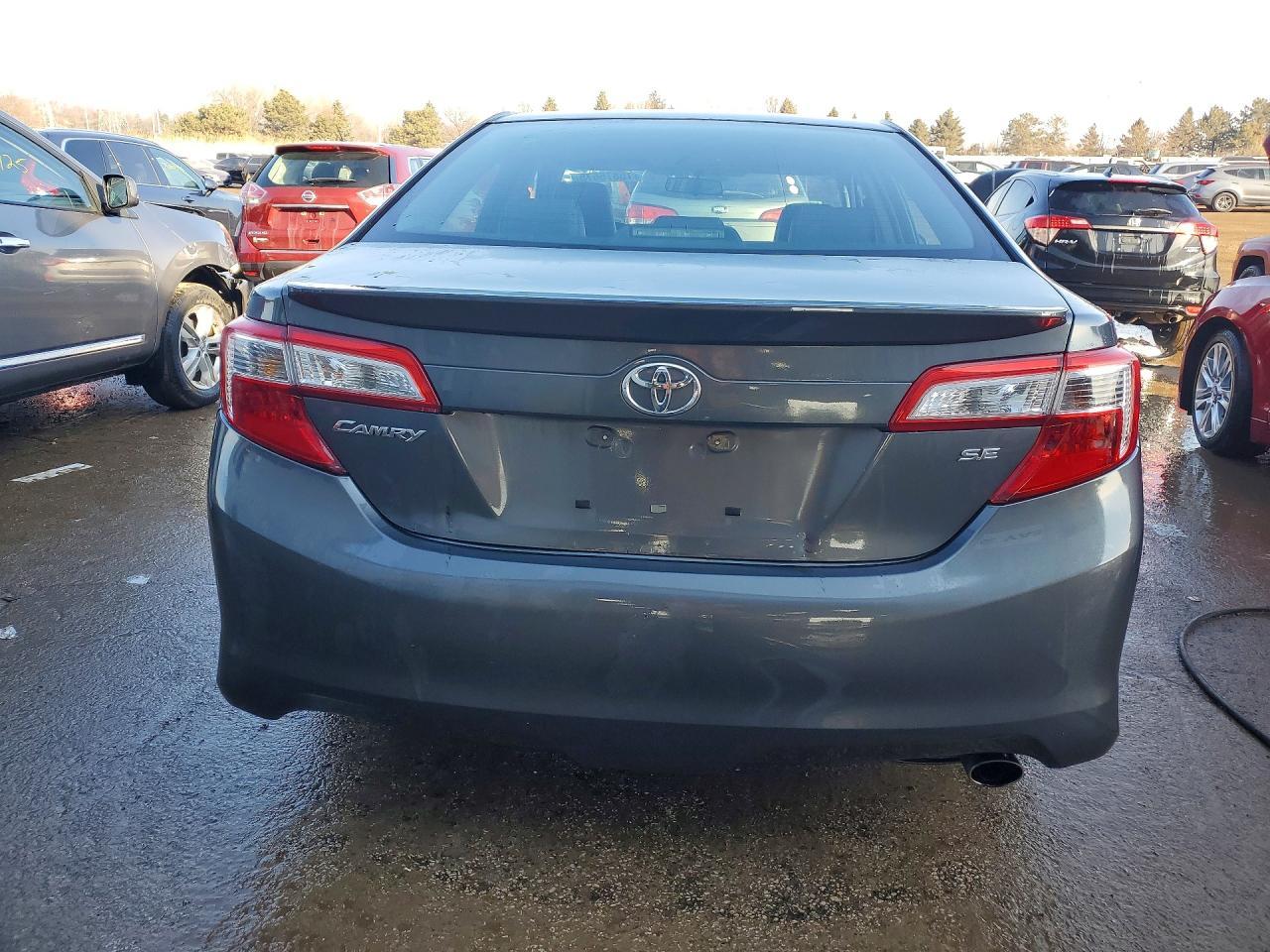 2012 TOYOTA CAMRY