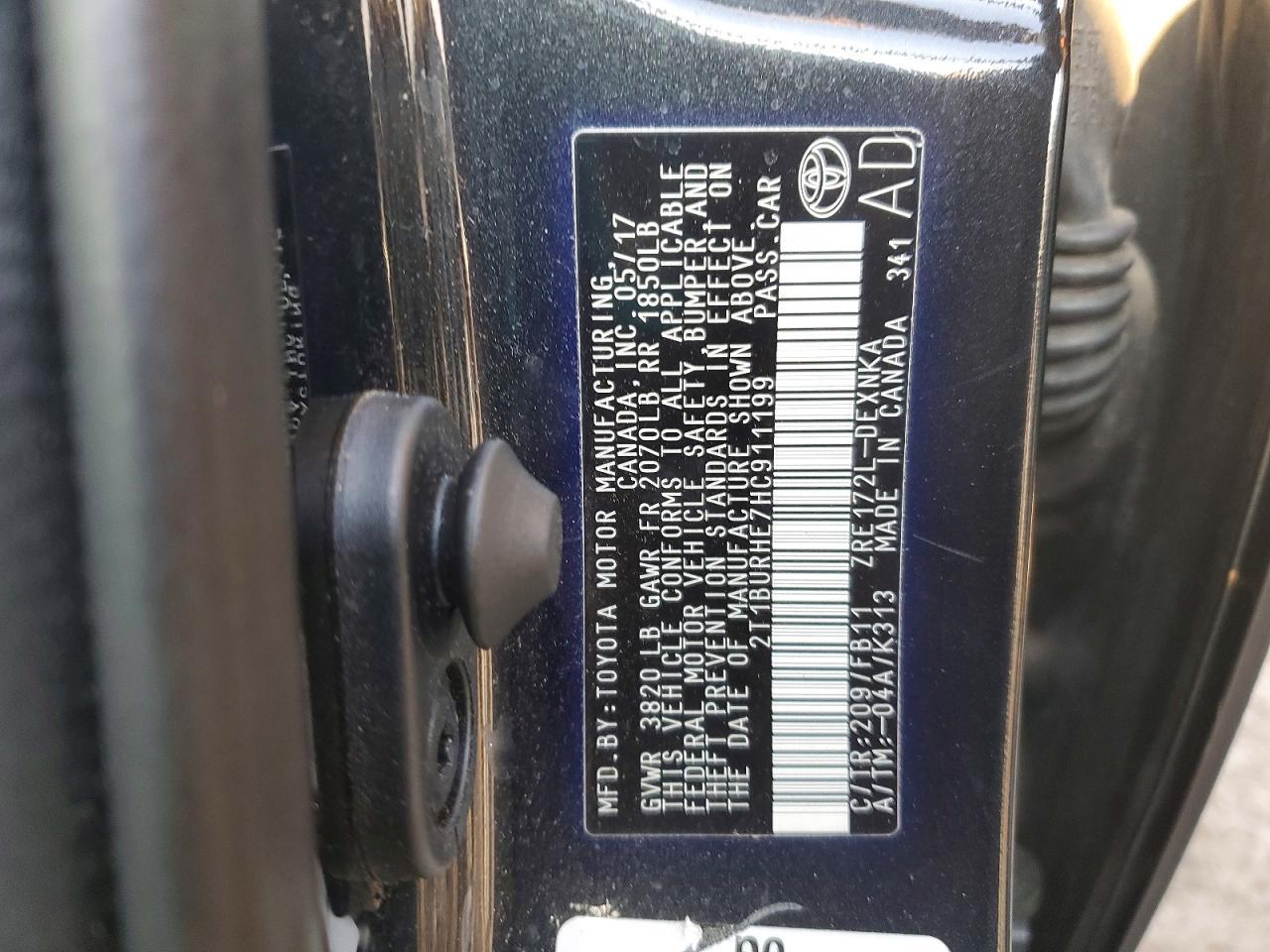2017 TOYOTA COROLLA