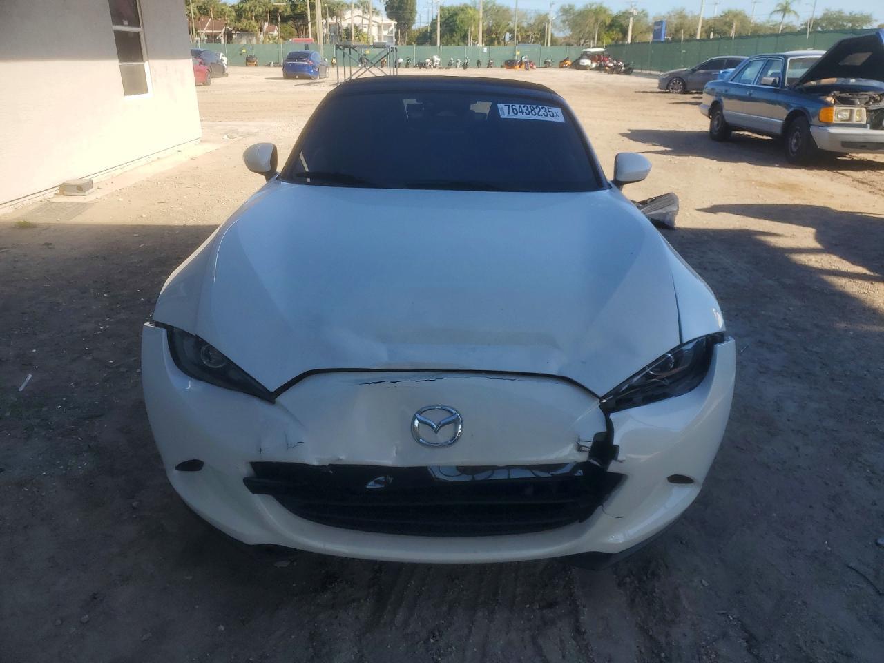 2024 MAZDA MX-5 Miata