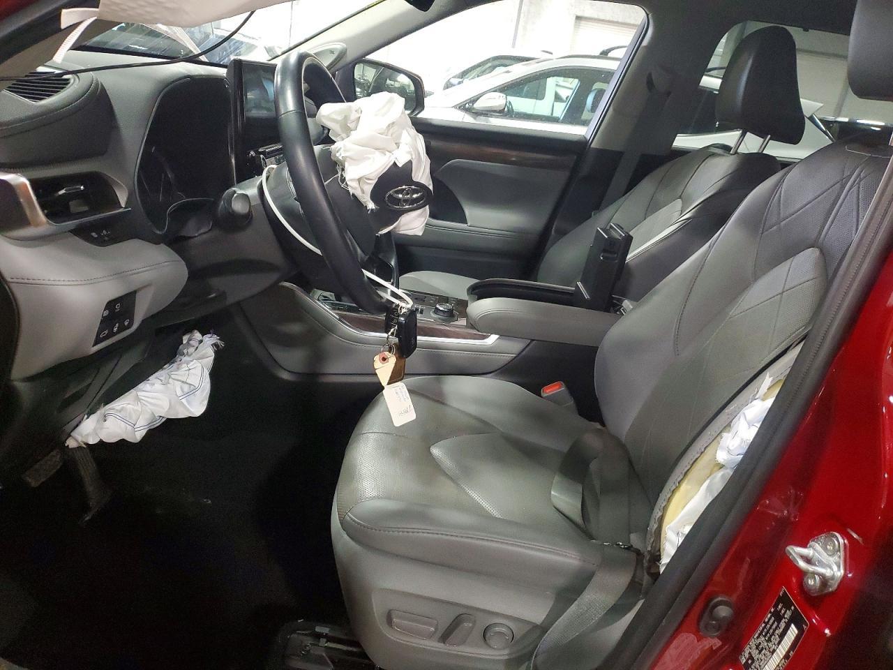 2021 TOYOTA HIGHLANDER