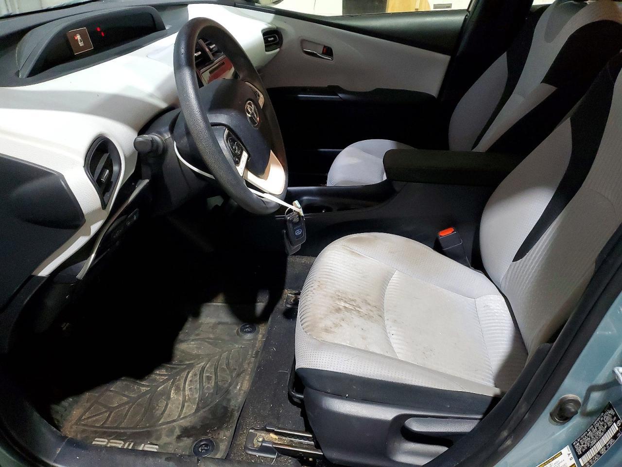2018 TOYOTA PRIUS