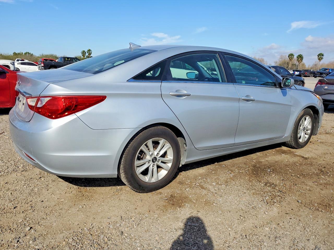 2013 HYUNDAI SONATA