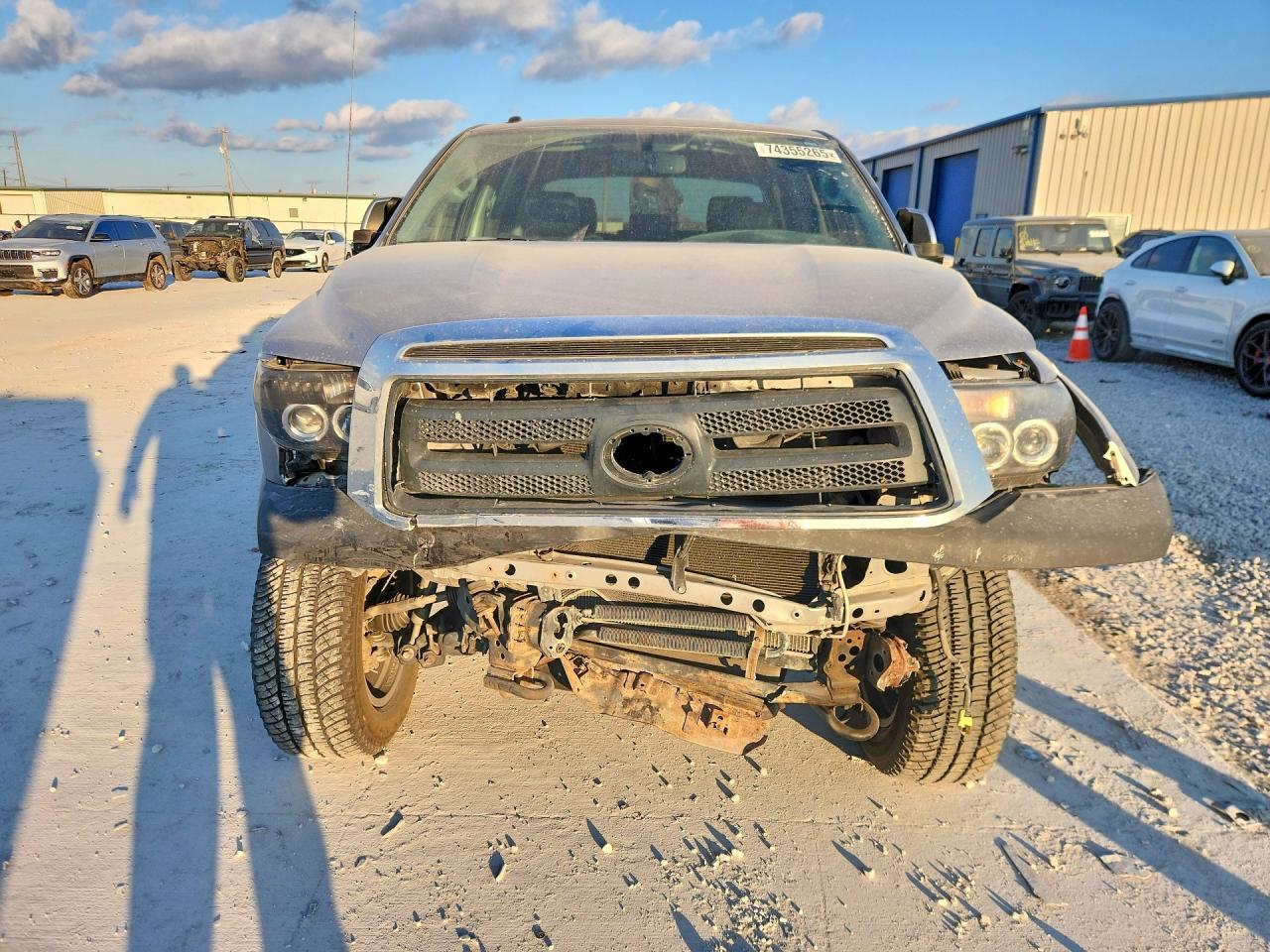 2011 TOYOTA TUNDRA