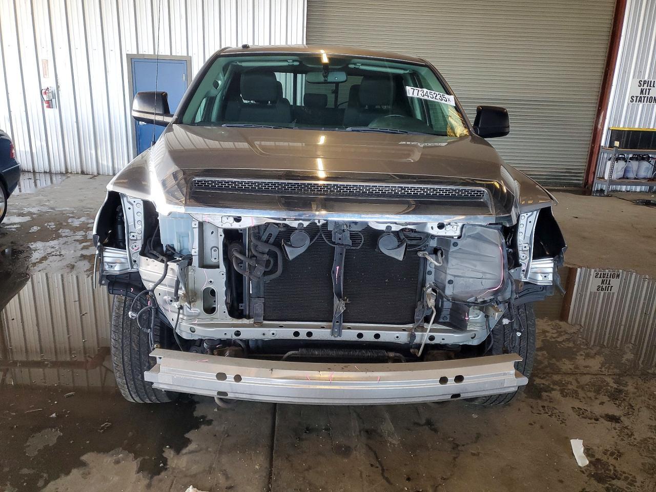 2017 TOYOTA TUNDRA
