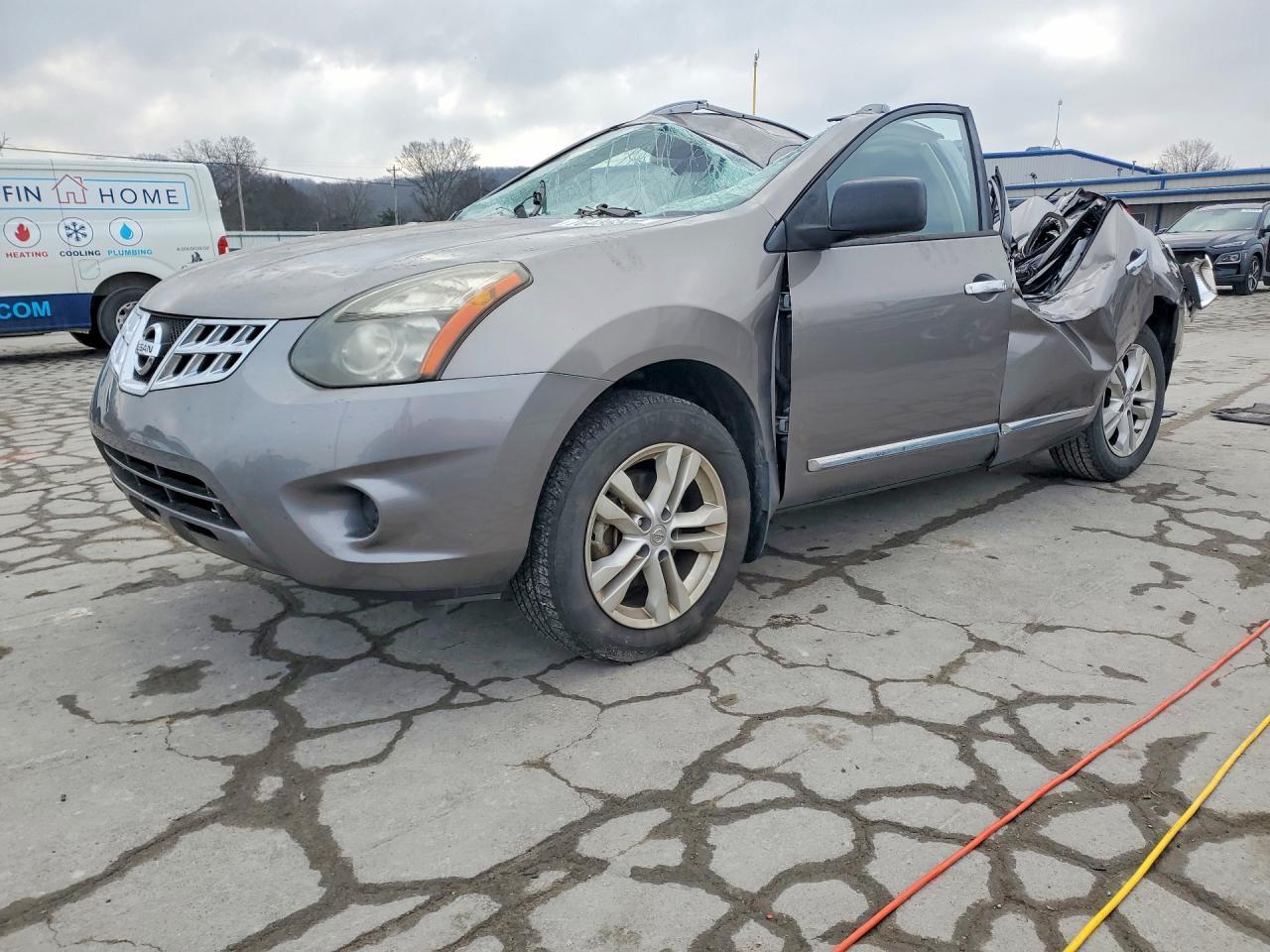 2015 NISSAN ROGUE