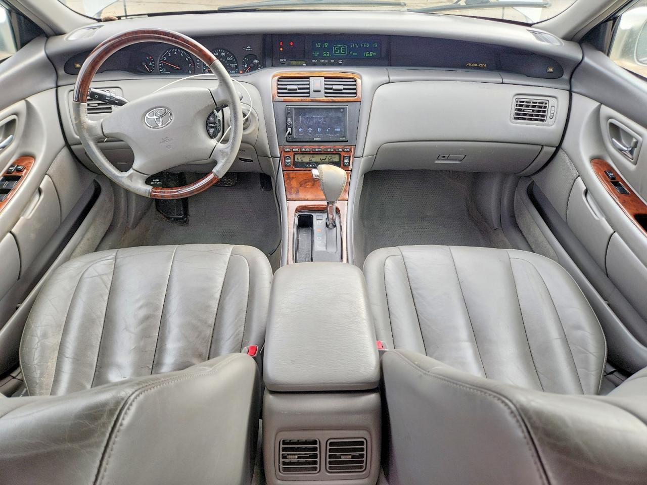 2003 TOYOTA Avalon