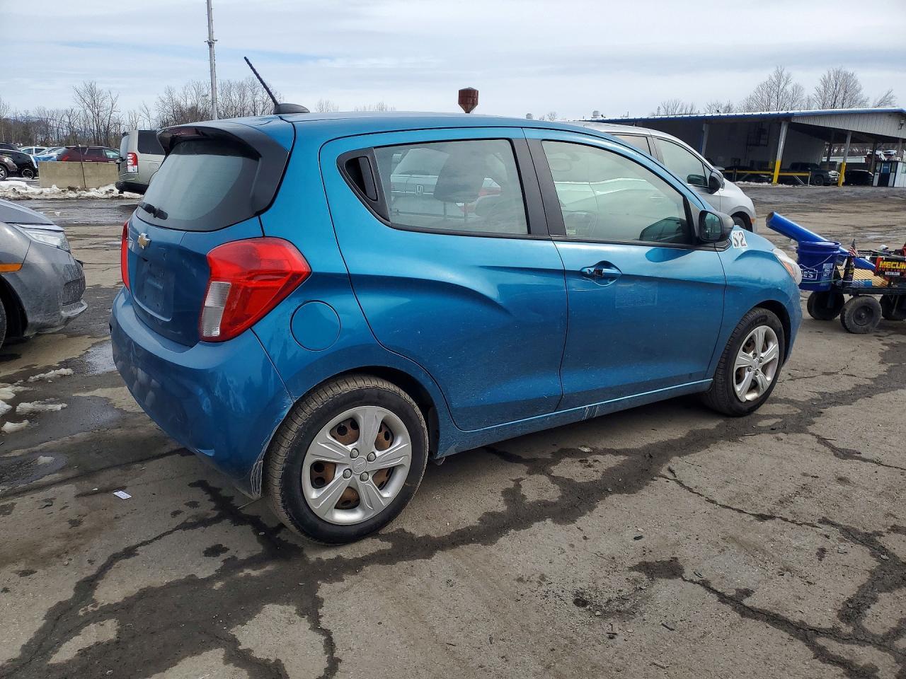 2019 CHEVROLET Spark