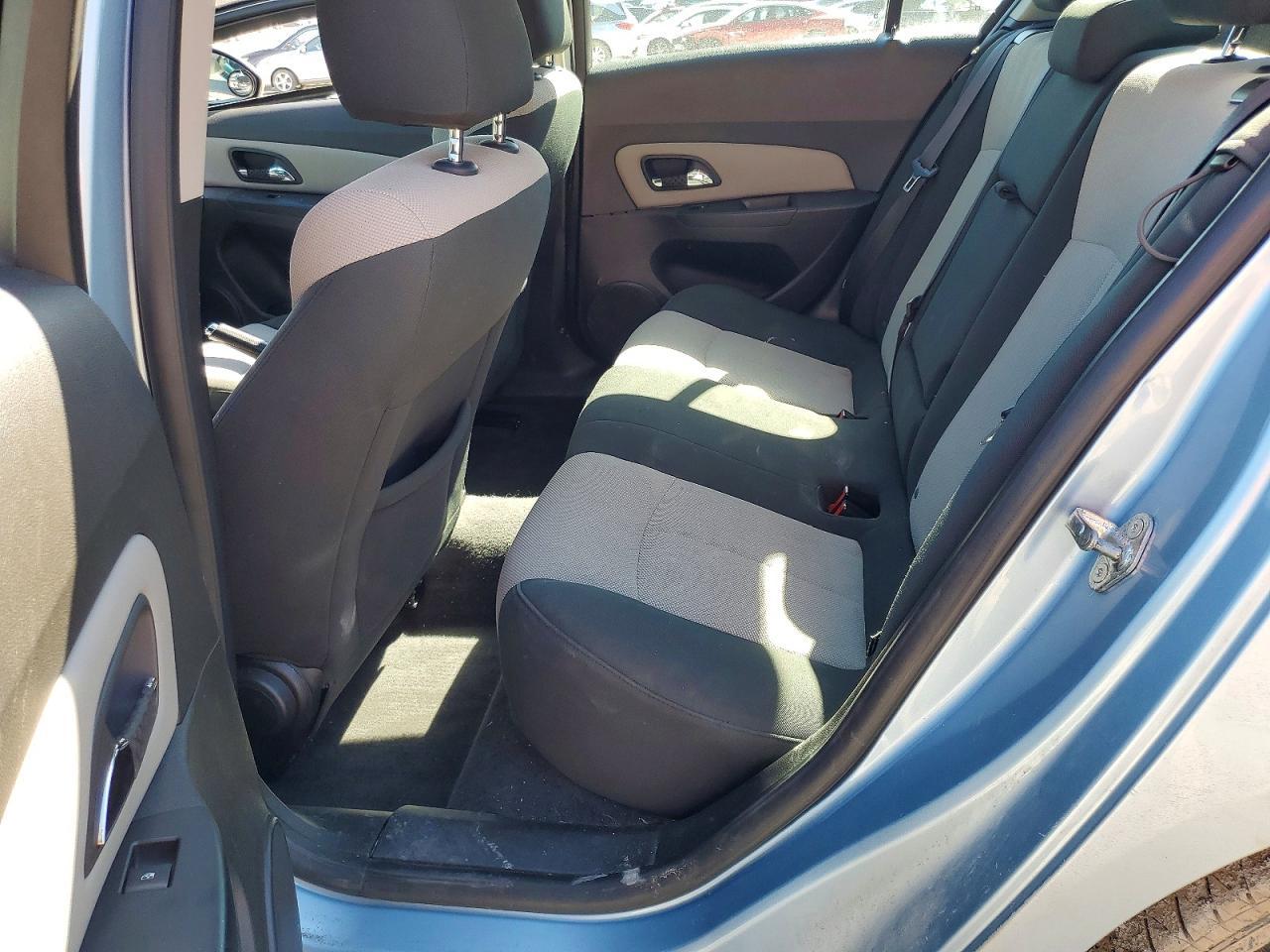 2011 CHEVROLET CRUZE