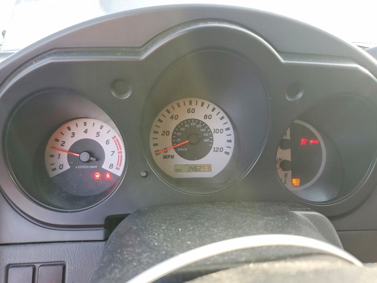 2004 NISSAN Frontier
