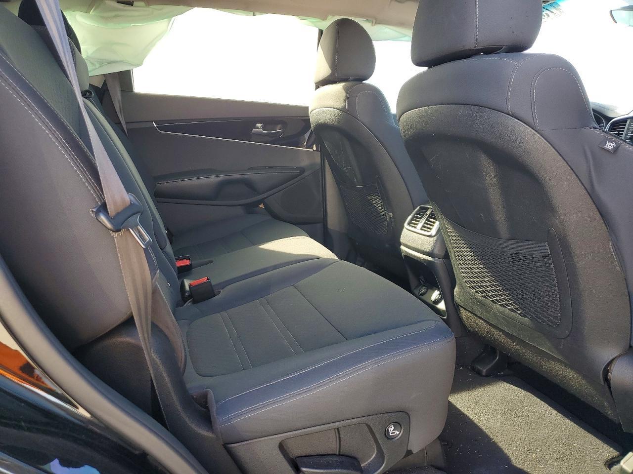 2020 KIA SORENTO