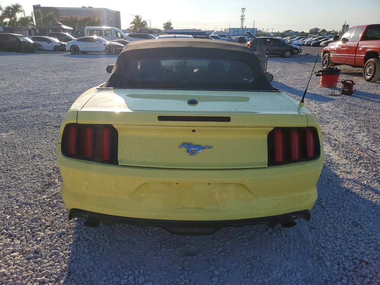 2015 FORD MUSTANG