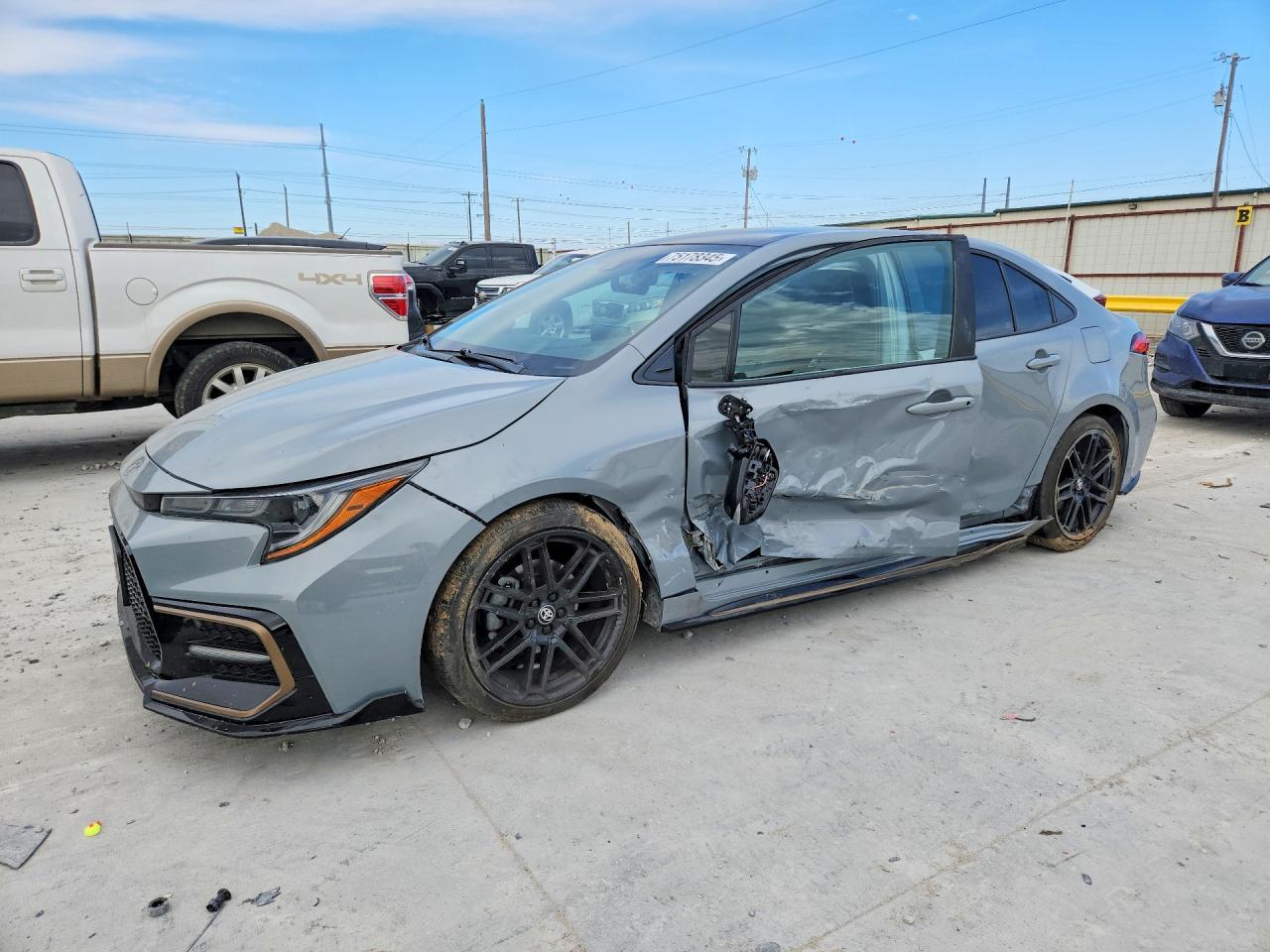 2022 TOYOTA COROLLA