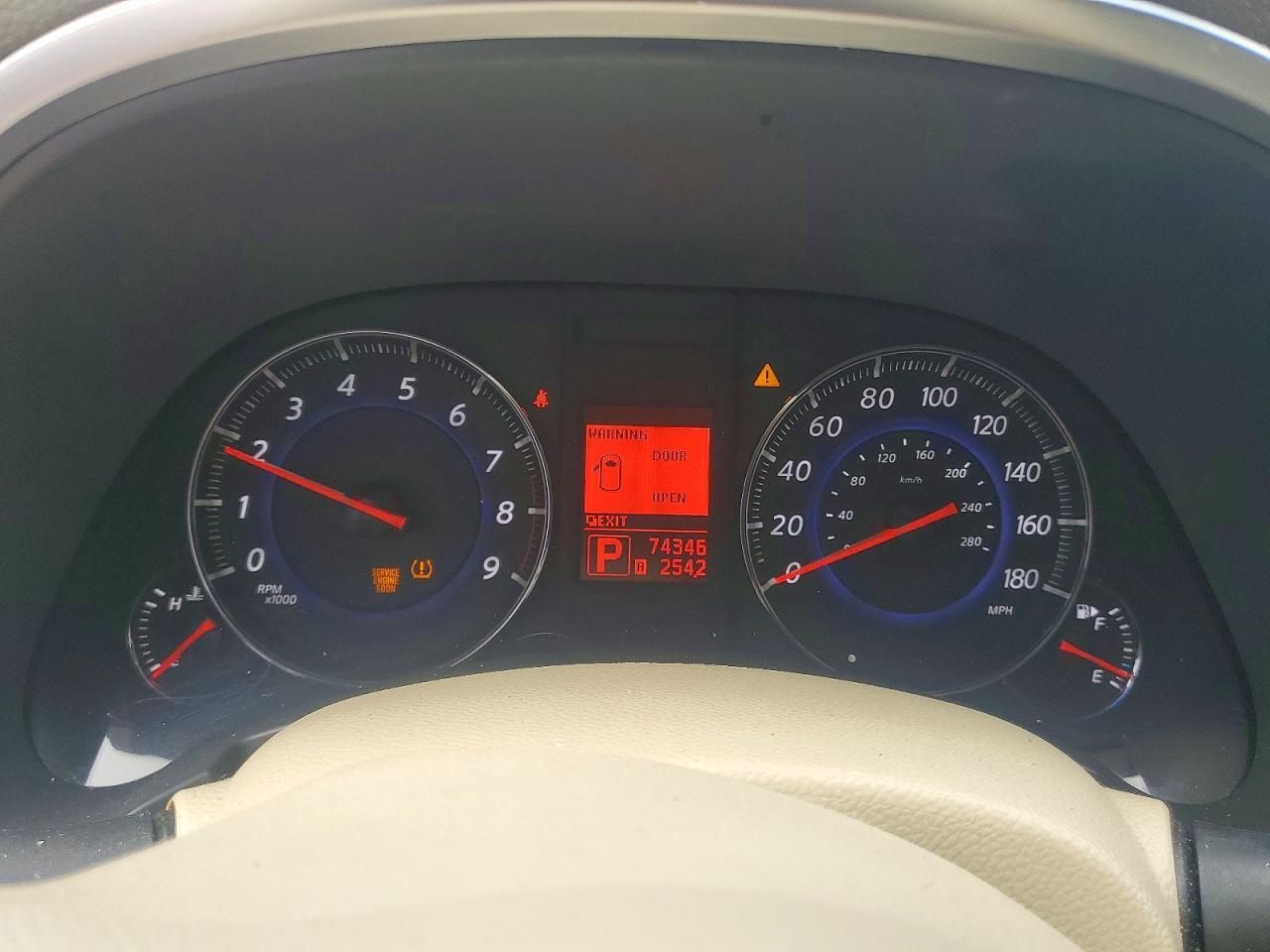 2011 INFINITI FX35