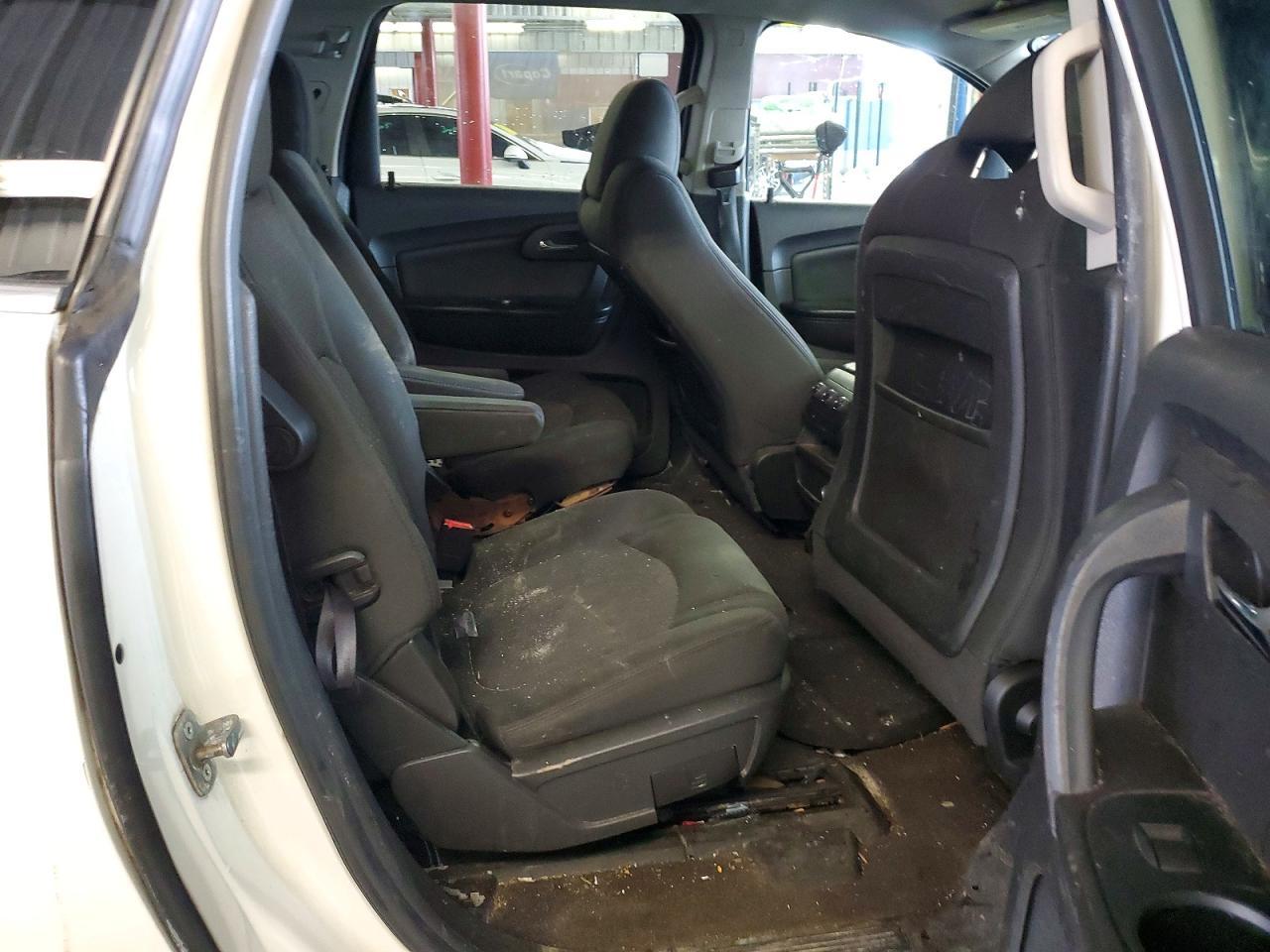 2011 CHEVROLET TRAVERSE