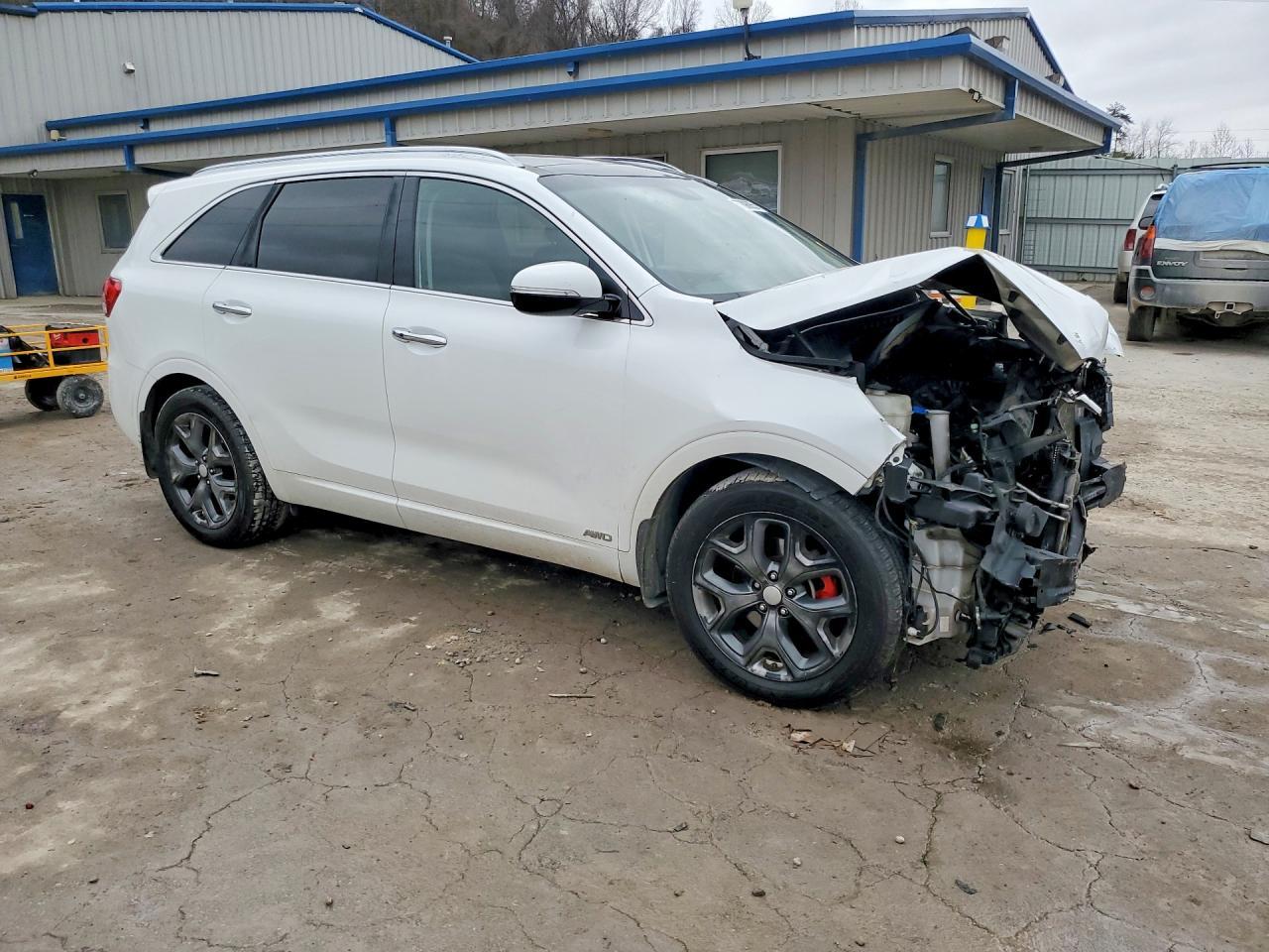 2016 KIA SORENTO