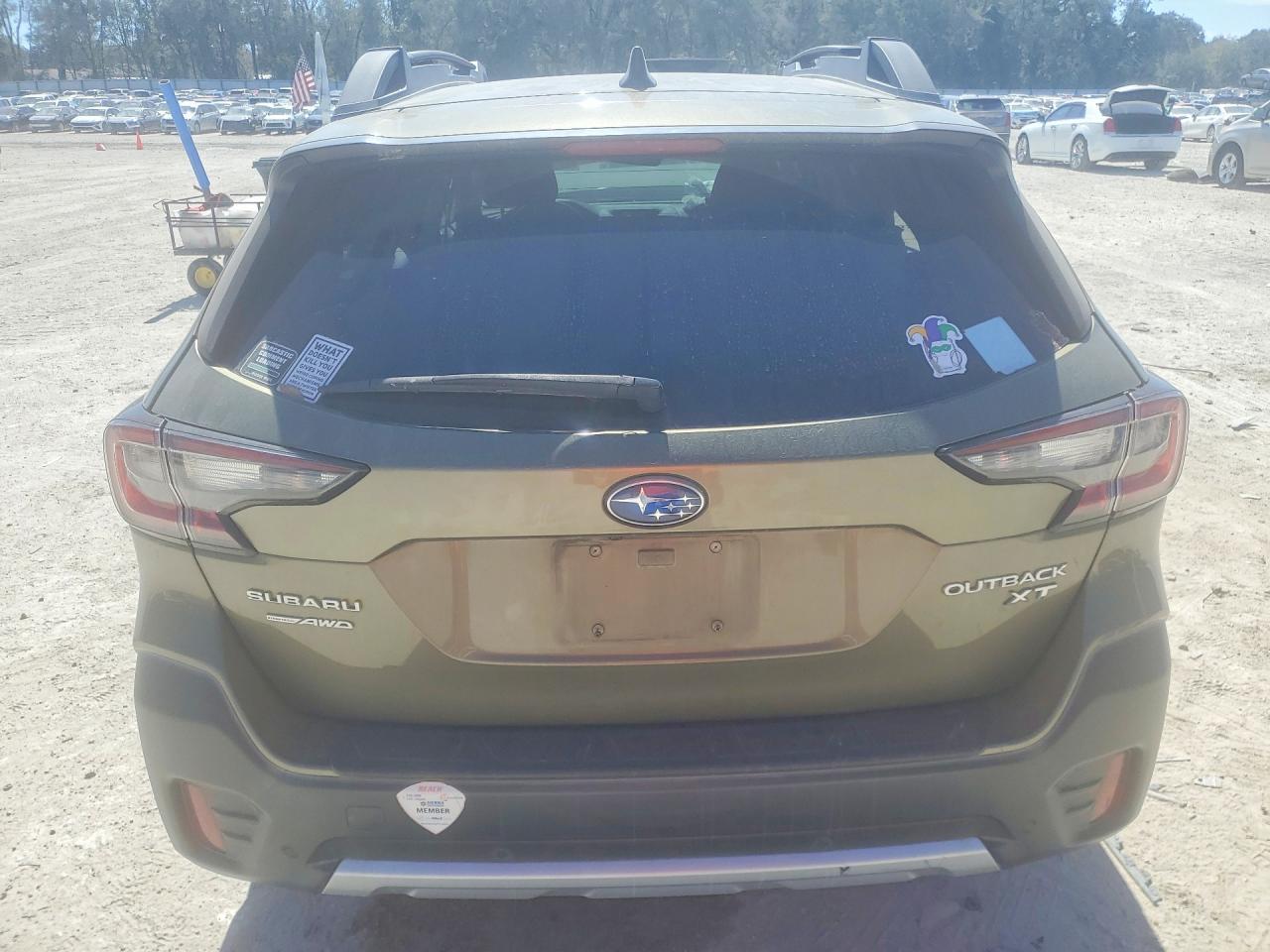 2021 SUBARU Outback