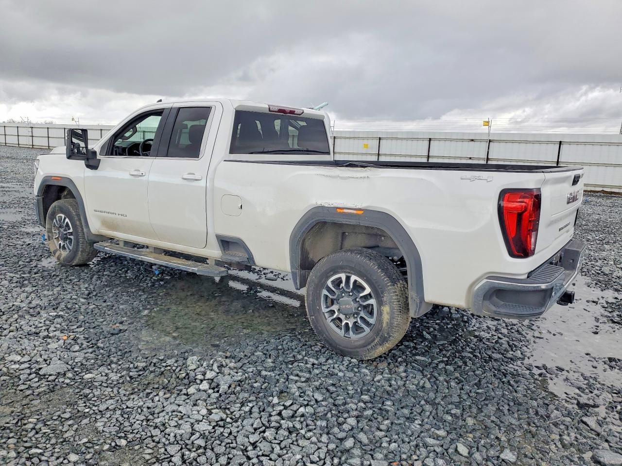 2024 GMC Sierra